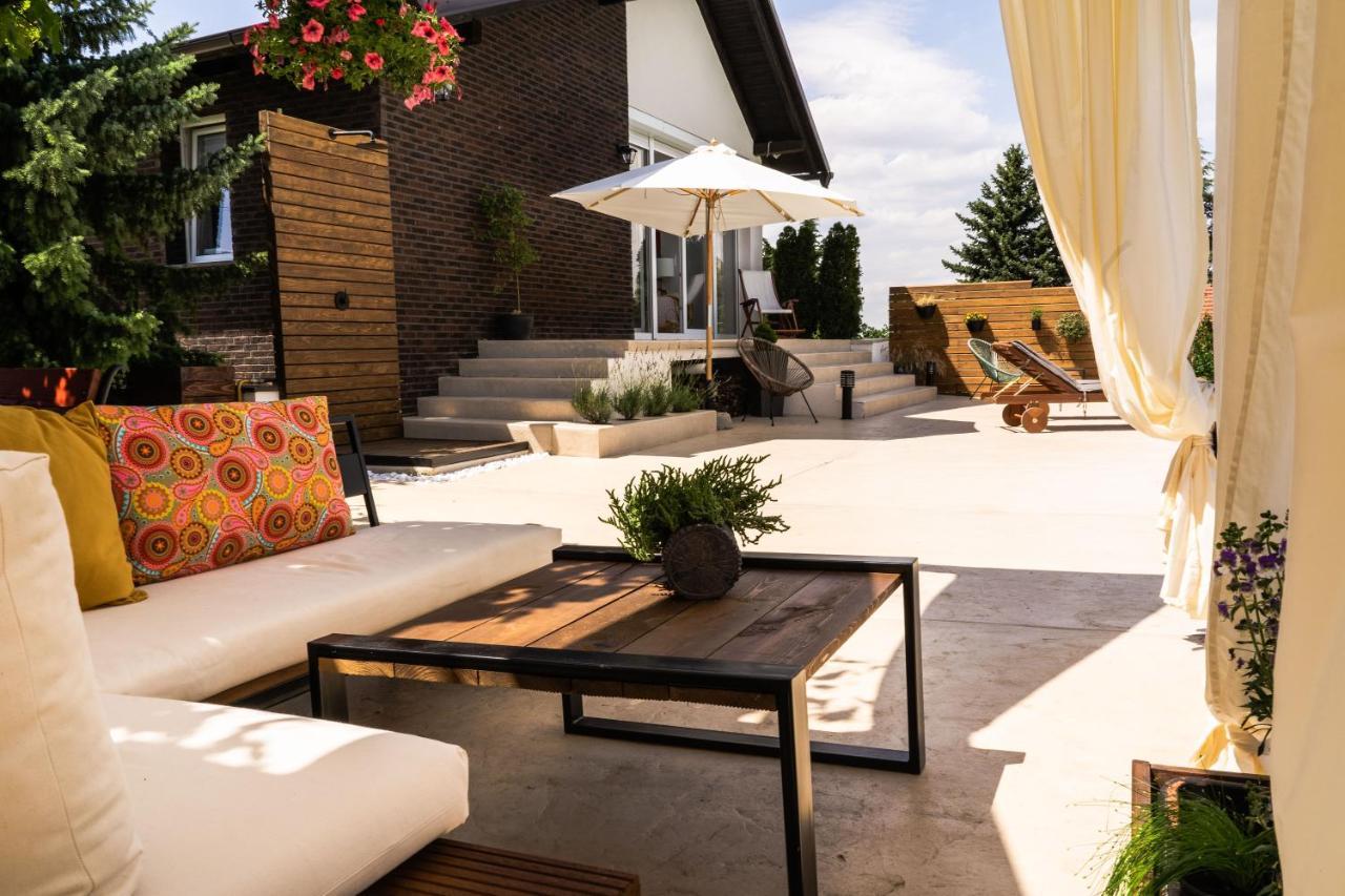 Вілла Todor Boutique House Sremska Kamenica Екстер'єр фото